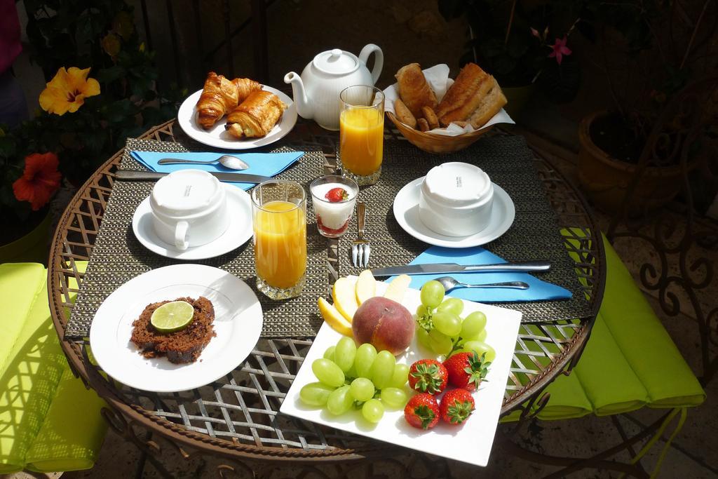 Casa Theodora - Hotel De Charme Et Caractere Муро Экстерьер фото
